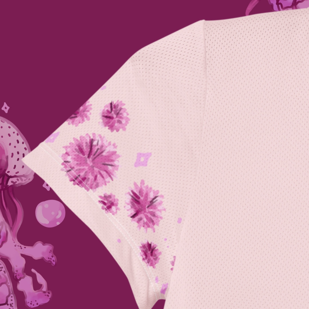 pelagia. athletic t-shirt